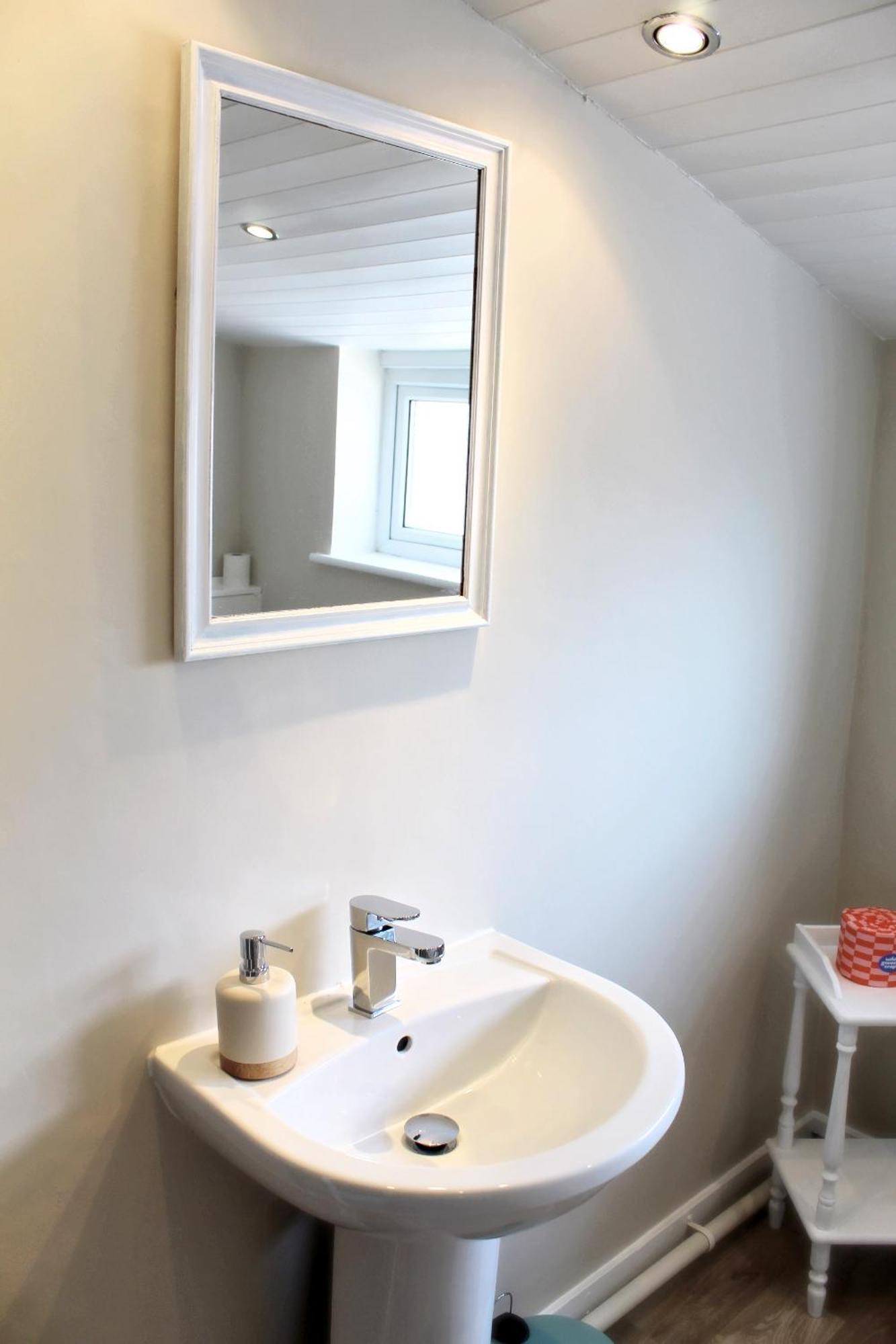 Cosy Cottage In Mersea - Walking Distance To Beach And Town West Mersea Eksteriør billede