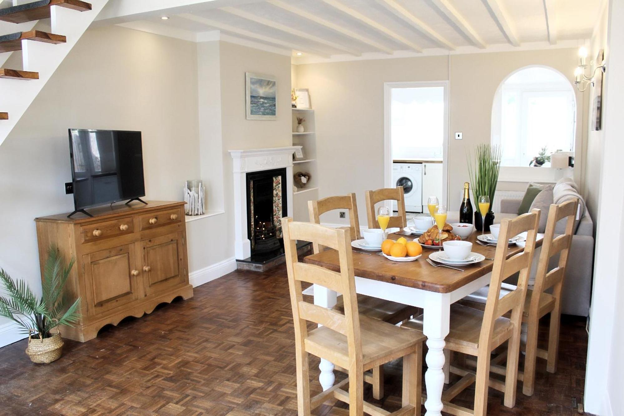 Cosy Cottage In Mersea - Walking Distance To Beach And Town West Mersea Eksteriør billede